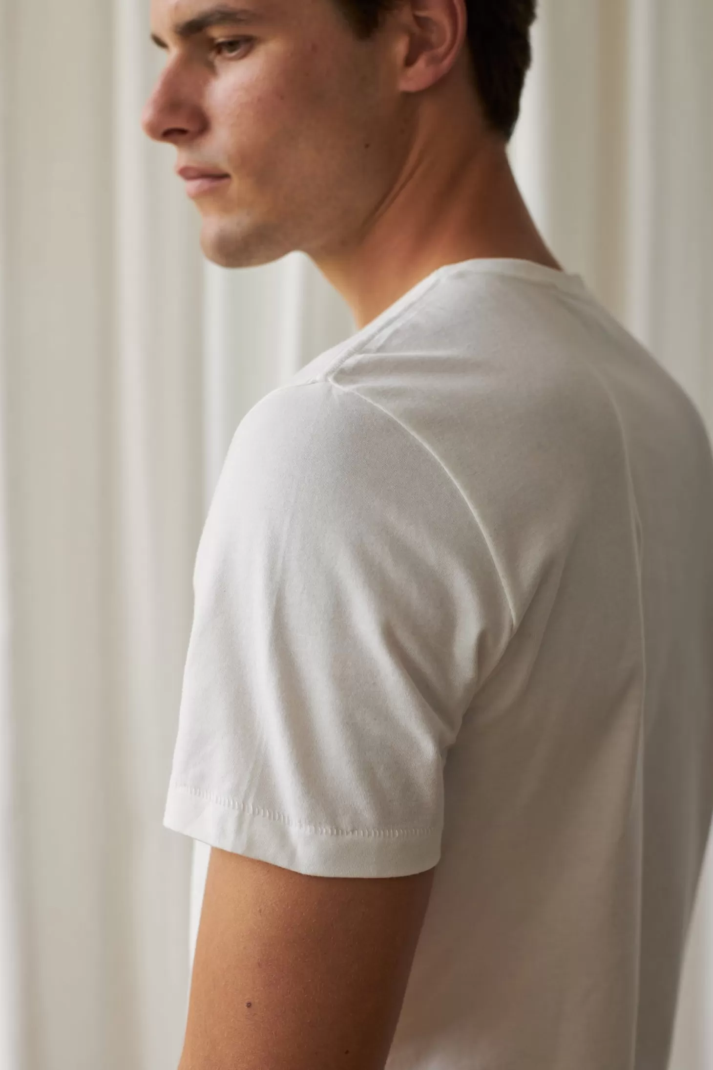 akdamarwhite_3.webp Best Twothirds Akdamar-White