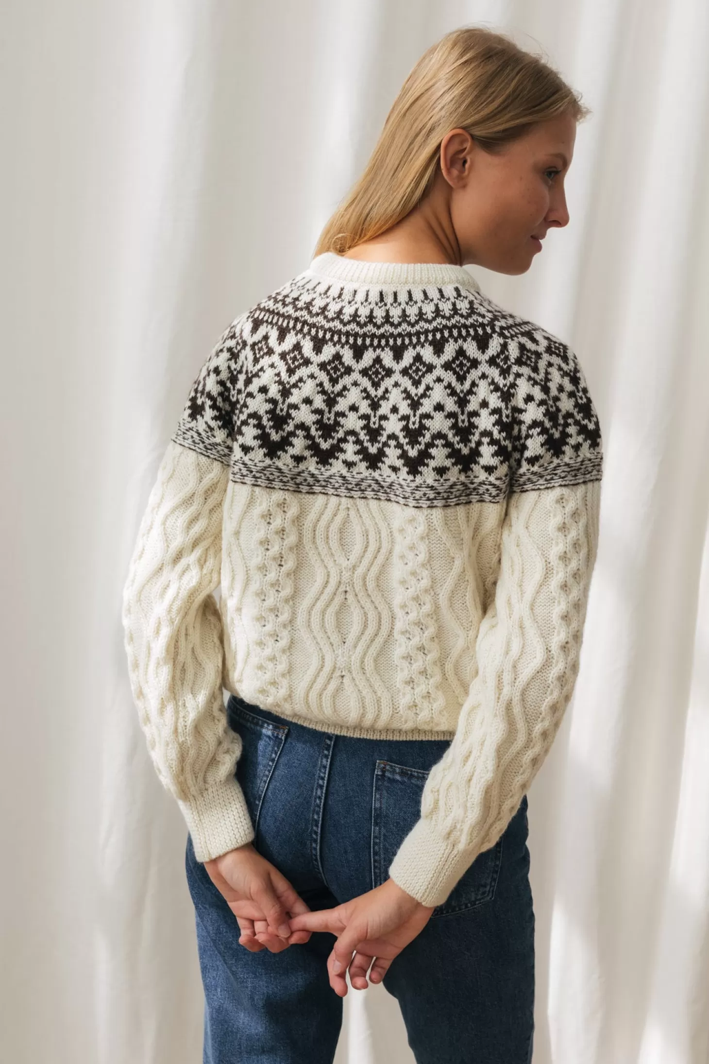 ballygallyjacquard_2.webp Shop Twothirds Ballygally-Jacquard