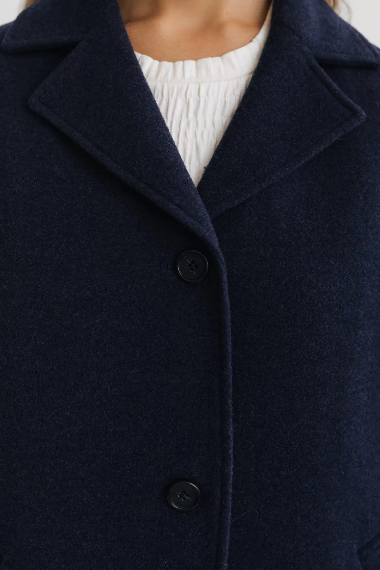 clifdendeep_navy_3.webp Outlet Twothirds Clifden-Deep Navy