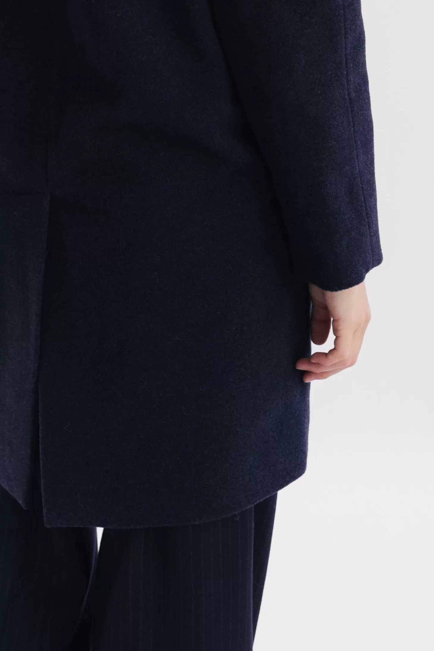 clifdendeep_navy_4.webp Outlet Twothirds Clifden-Deep Navy