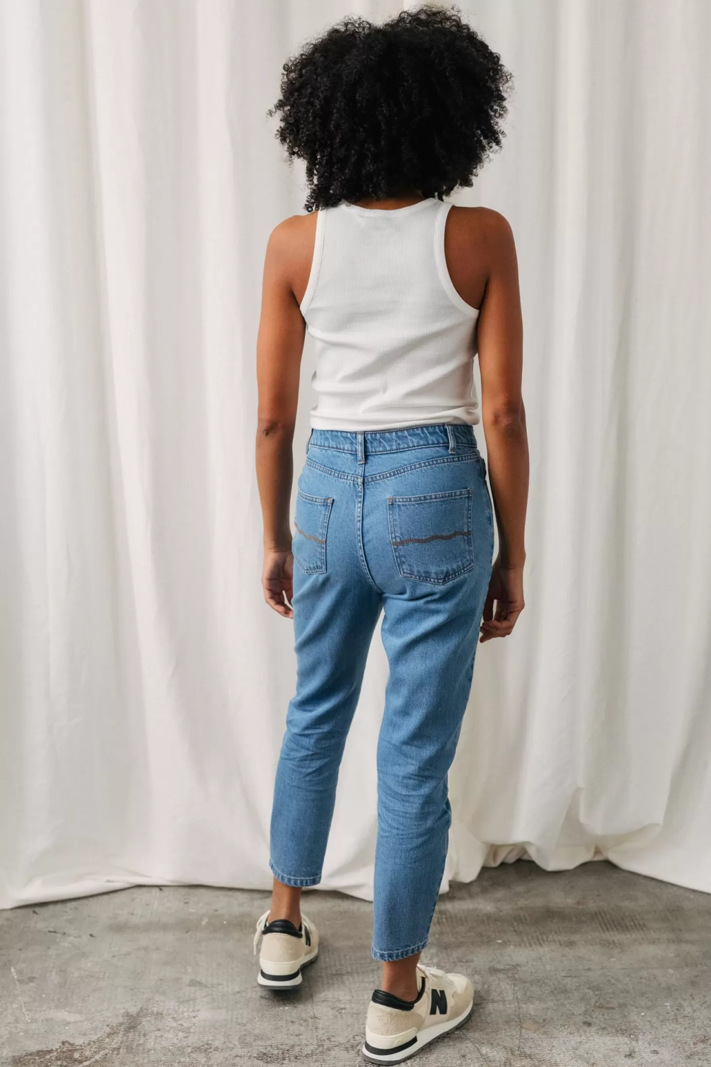 hisingenoff_white_2.webp Best Twothirds Hisingen-Off White