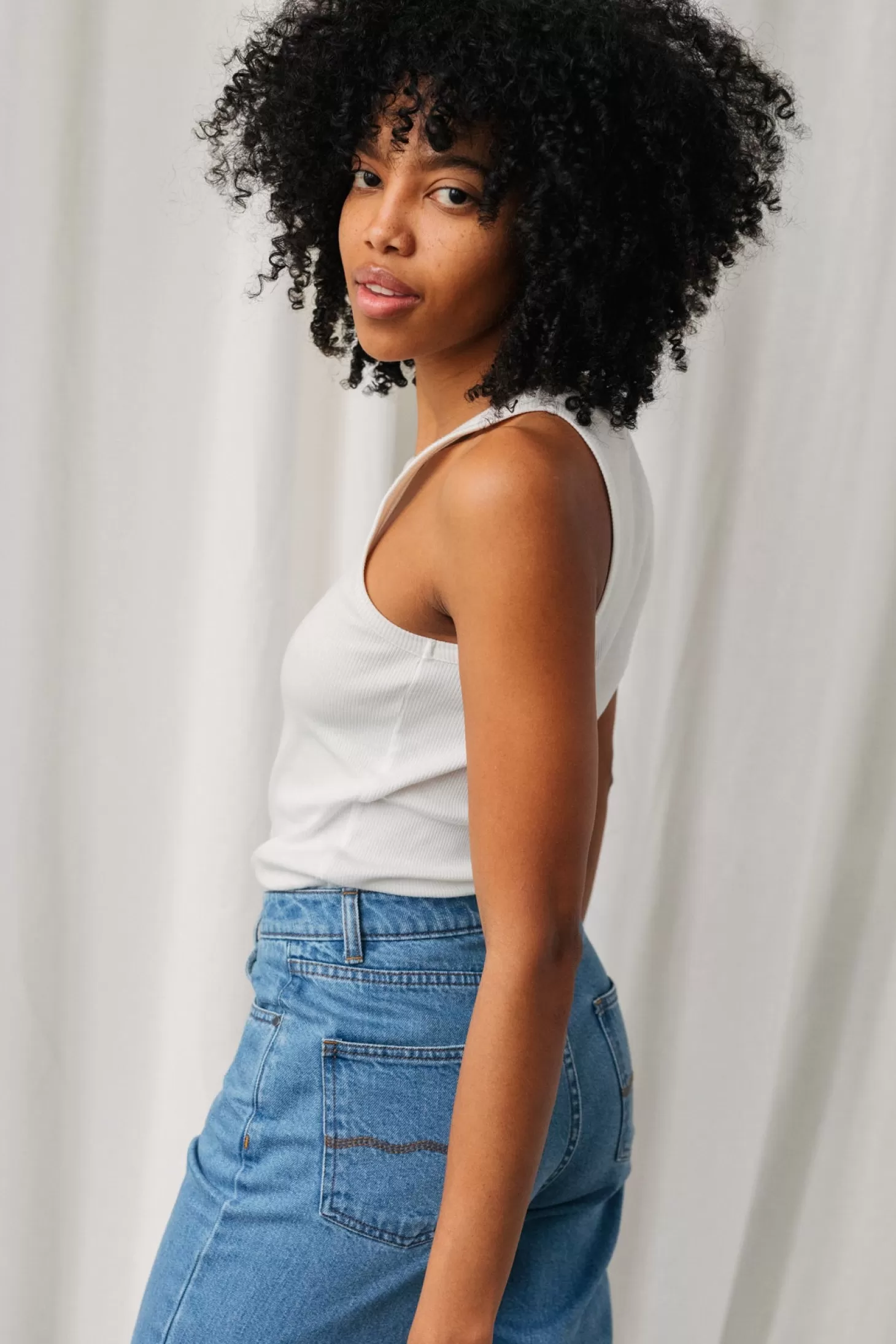 hisingenoff_white_3.webp Best Twothirds Hisingen-Off White