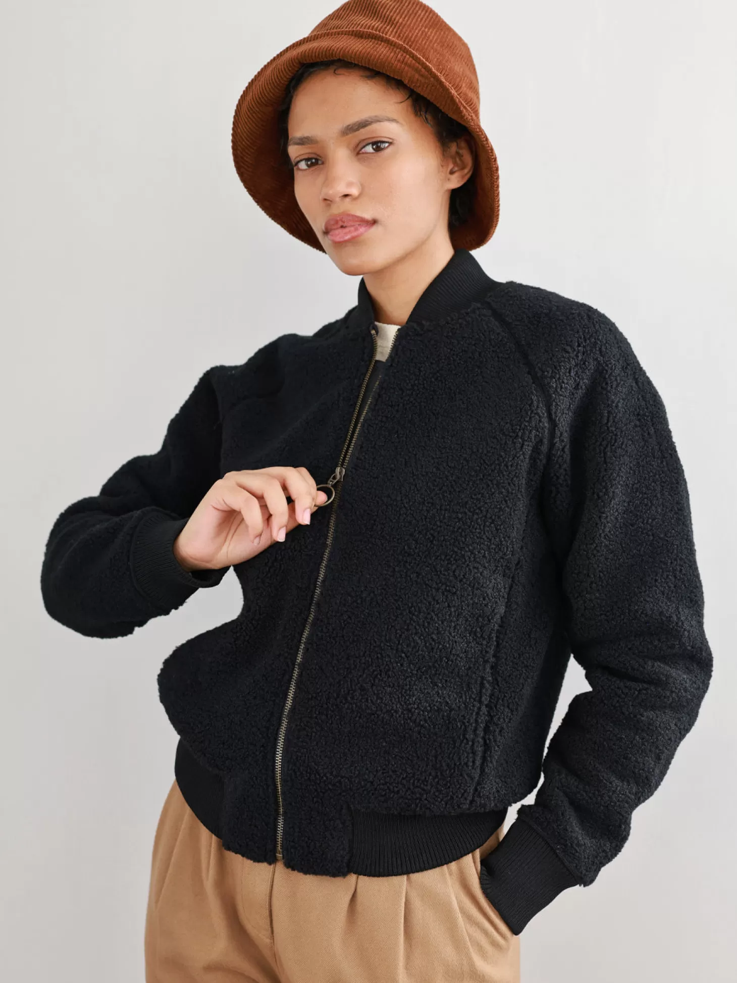 merimanblack_2.webp Cheap Twothirds Meriman-Black