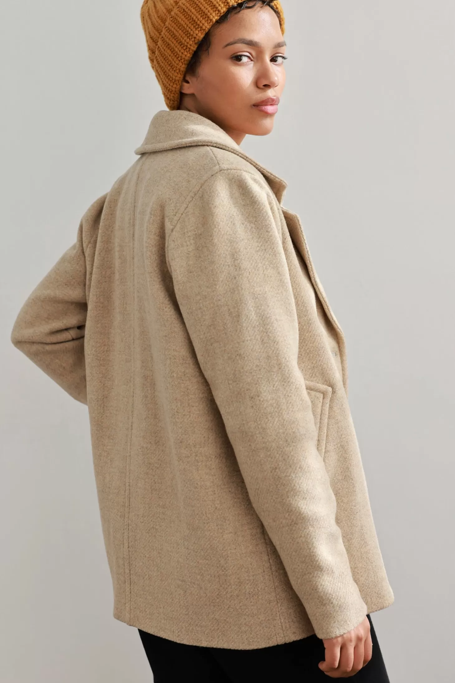 regattabeige_3.webp Discount Twothirds Regatta-Beige