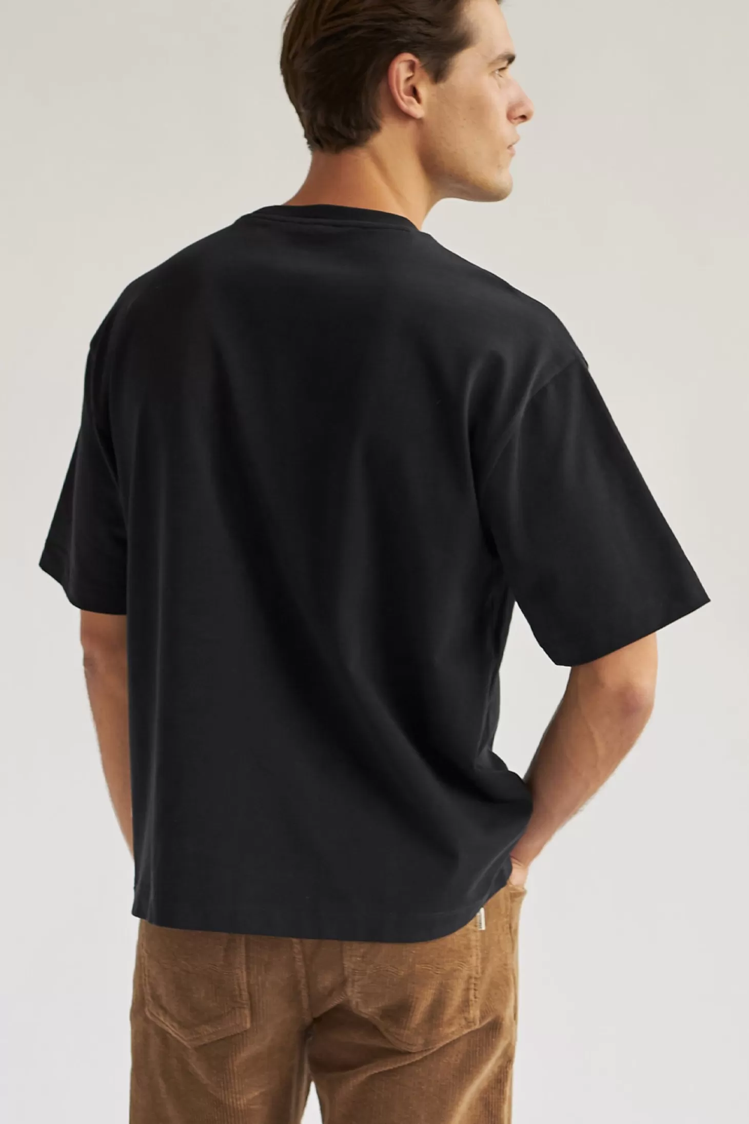 roydonblack_2.webp Best Sale Twothirds Roydon-Black