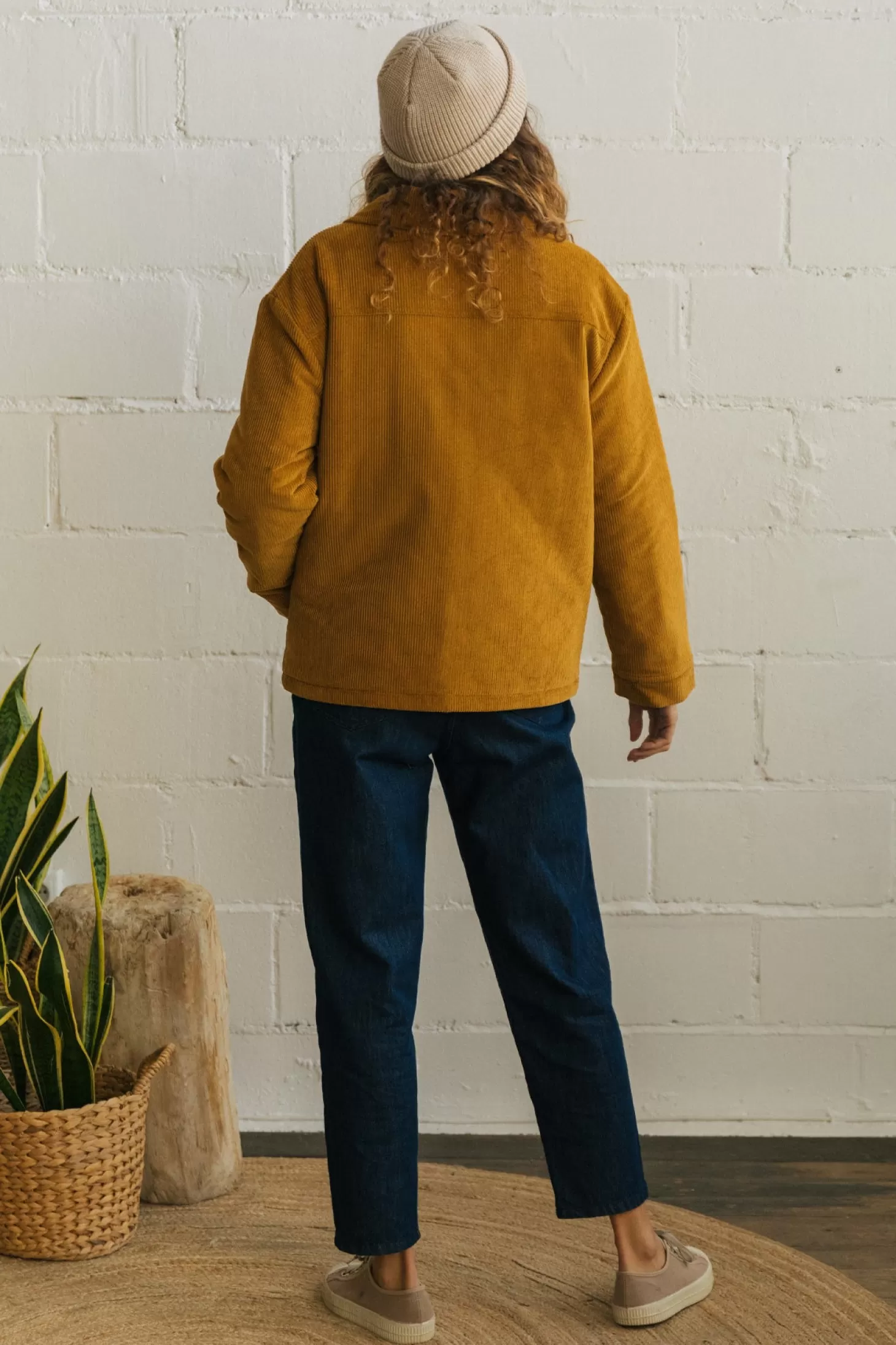 viwagolden_brown_3.webp Store Twothirds Viwa-Golden Brown