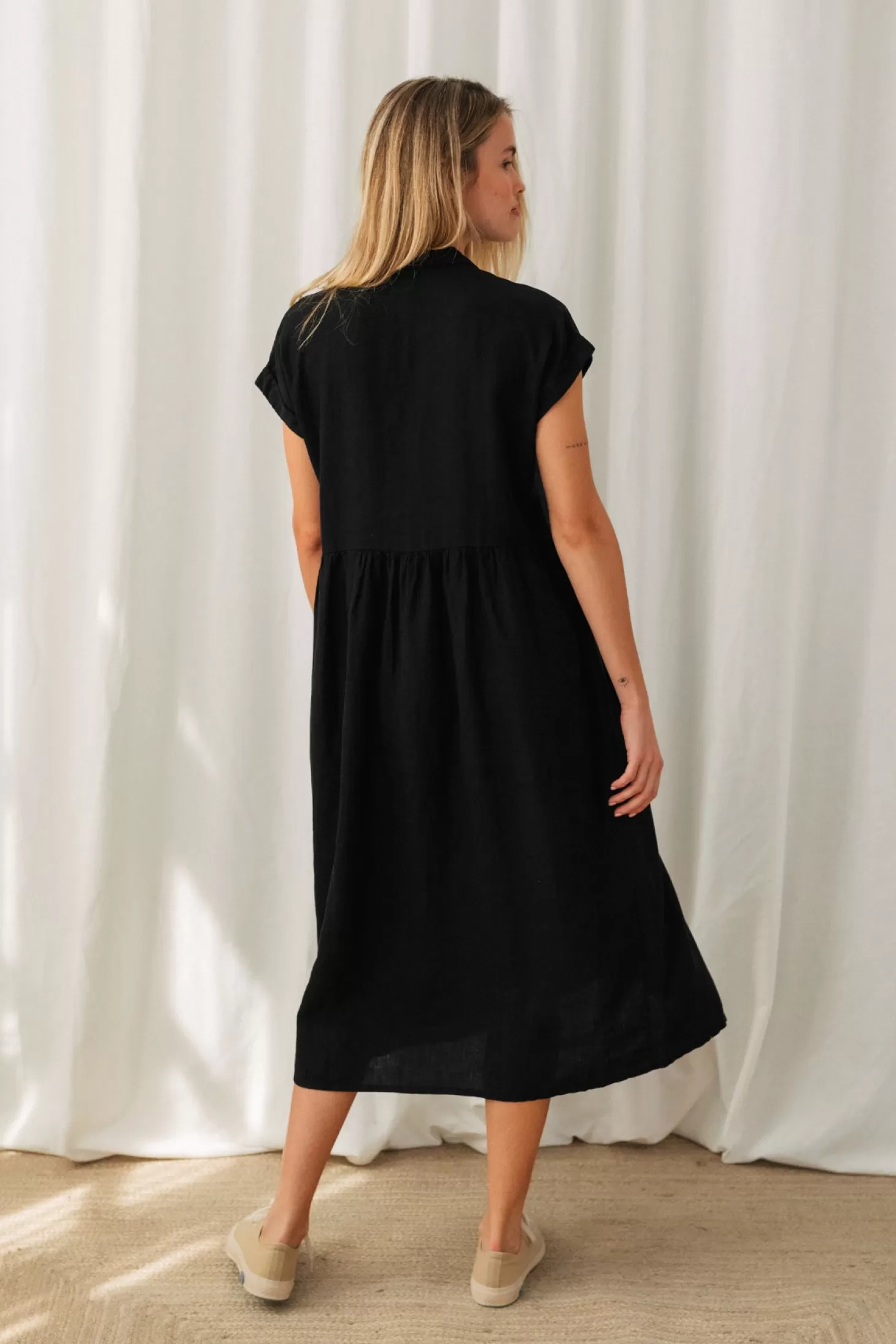 wieseblack_3.webp Best Sale Twothirds Wiese-Black